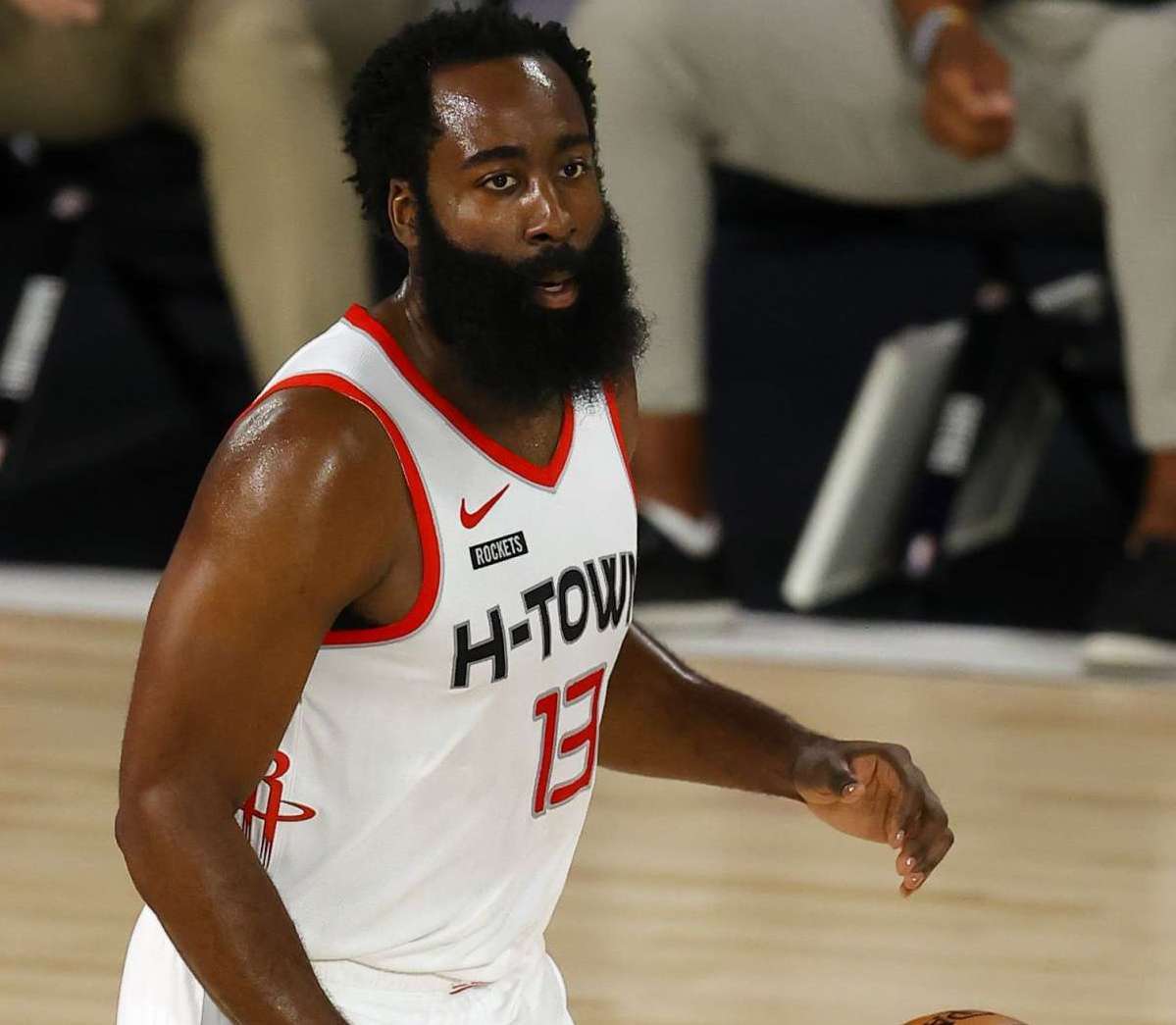 哈登在团队 哈登在团队