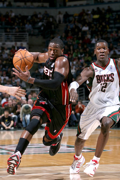 二次持球 二次持球