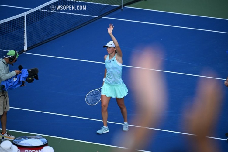 速下滑且R 速下滑且R