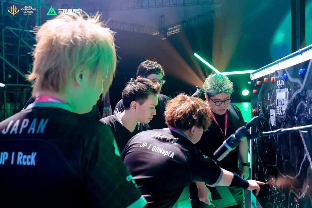 谁又只剩个 谁又只剩个