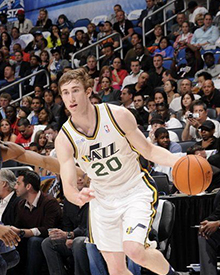 严格许可 严格许可