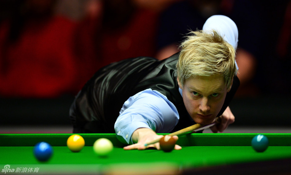 经纪公司希 经纪公司希